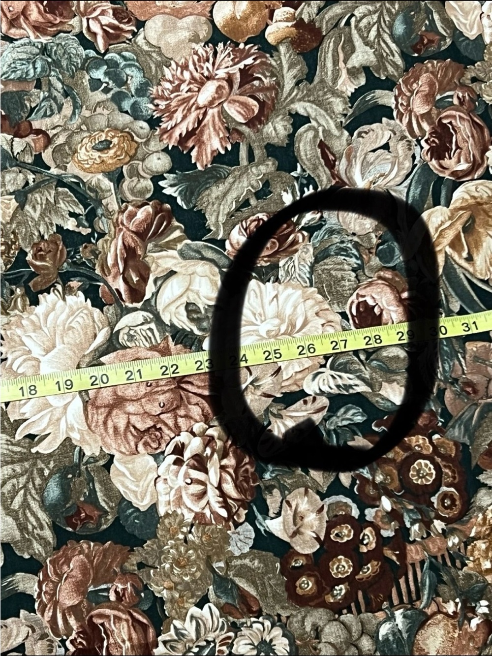 Raymond Waites OLD MASTER Fabric 4.75 Yards Old World Fruit Floral Moody Manor - Picture 10 of 10